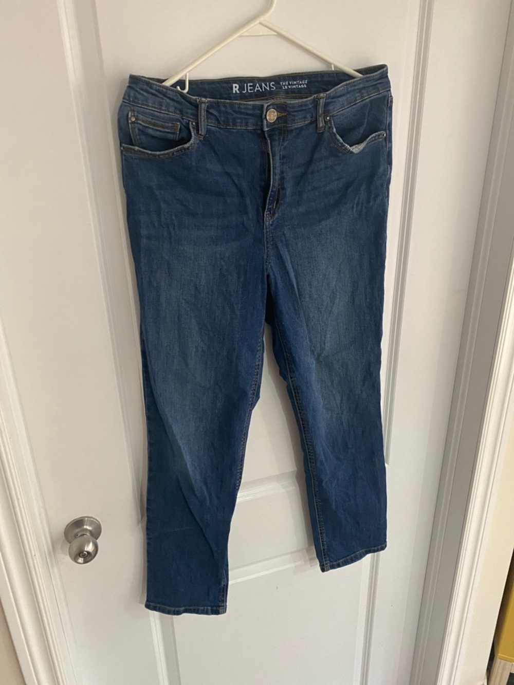 R Jeans Women's Straight Leg Jeans in Dark Blue